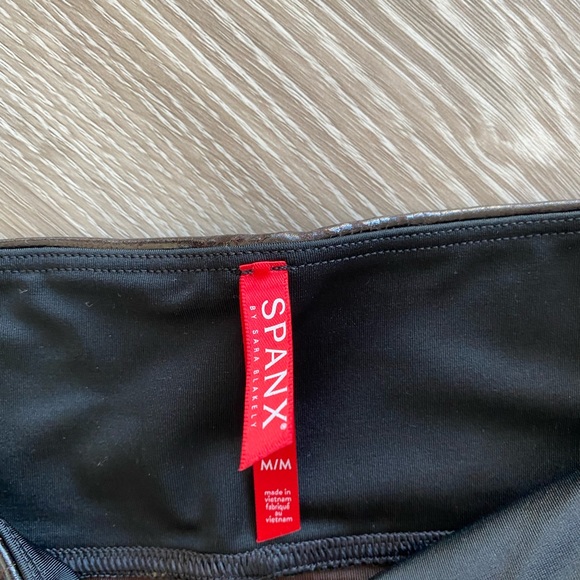 Spanx, snake skin, size medium - Picture 4 of 10